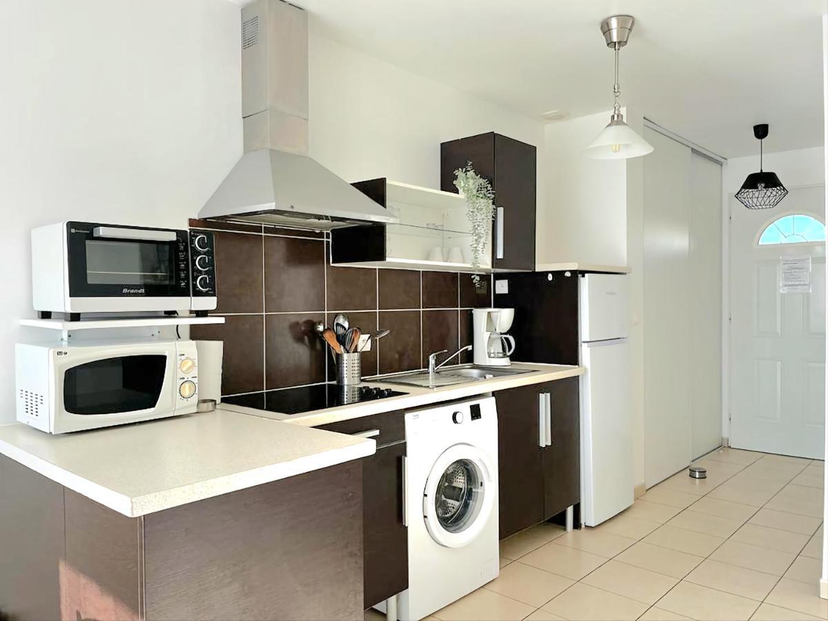 Logement Thermale Et De Tourisme Les Acacias 2 Jonzac Esterno foto